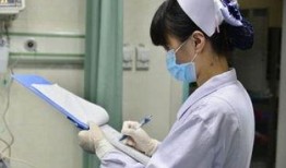 郑州爆料医护人员视频曝光,勇敢逆行，守护生命防线